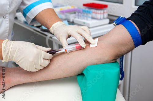 blood sampling procedure for analysis in a medical laboratory
