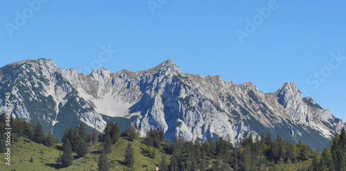 MTB-Tour/Wanderung bei Kufstein/Kaindlalm: Blick zum Zahmen Kaiser  © Stephan