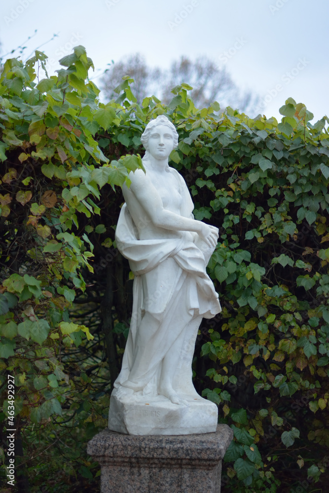 Statue of a woman from the Kuskovo estate museum Statue of a woman from the Kuskovo estate museum