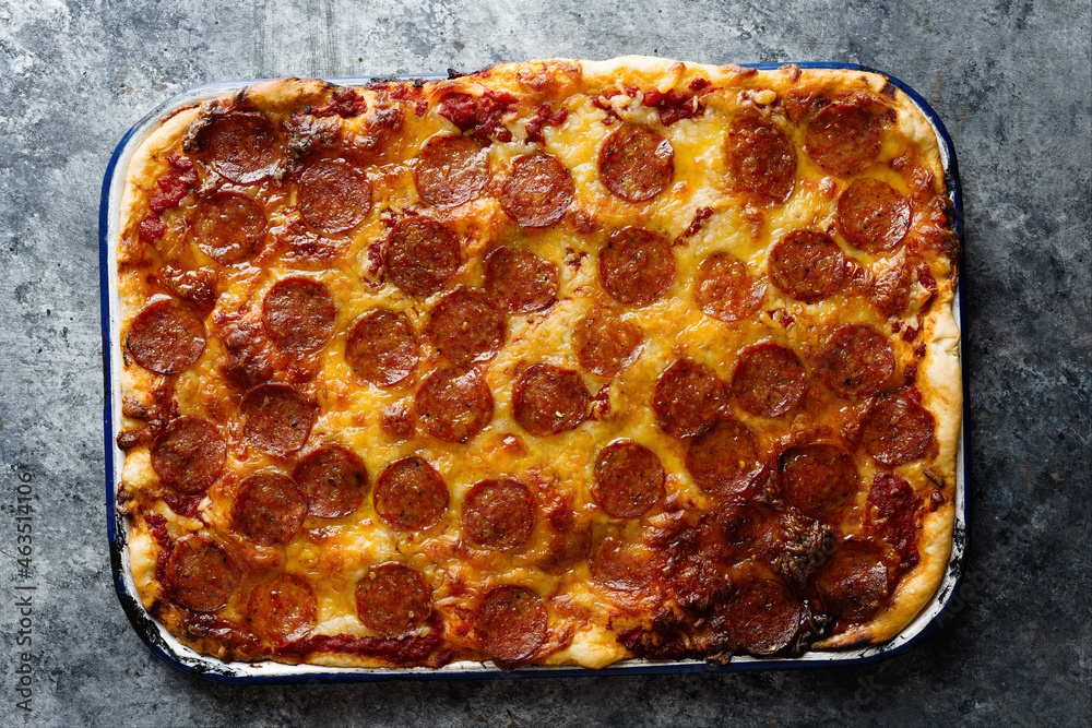detroit style pepperoni pizza