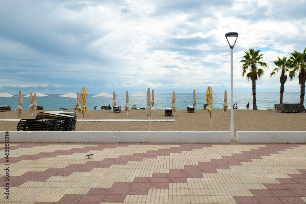 Fototapeta premium Idyllic Mediterranean beach. the vendrell