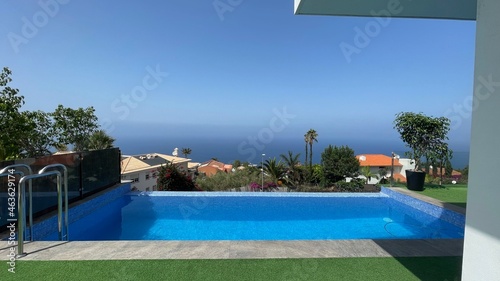 Ferienhaus am Meer mit Pool