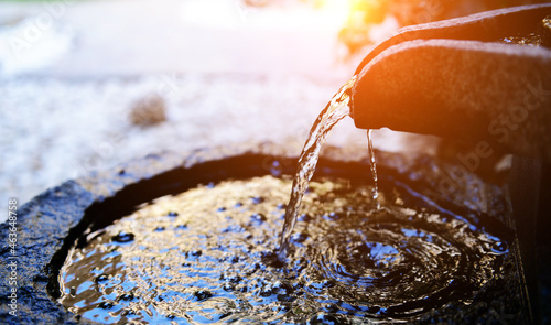 Canvas Print Traditional water fountain in garden