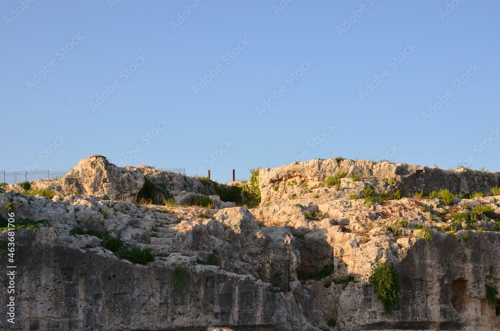 Some photos from the beautiful town of Syracuse, in the east of Sicily, ancient city built by the Greeks, taken during a trip to Sicily in the summer of 2021.