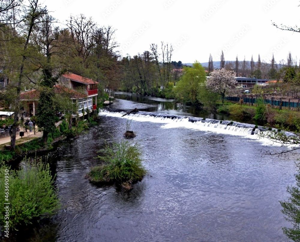 Río Arnoia en Allariz, Galicia