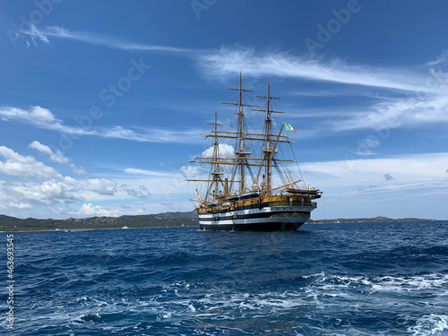 Amerigo Vespucci nel Golfo di Cugnana in Sardegna