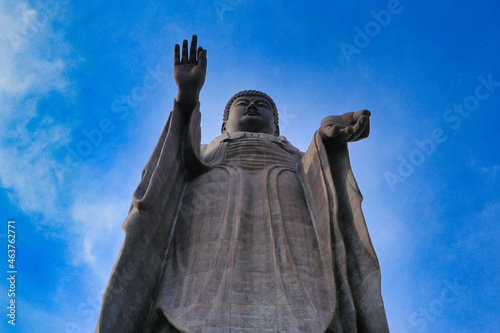 Ushiku Great Buddha looking up from below