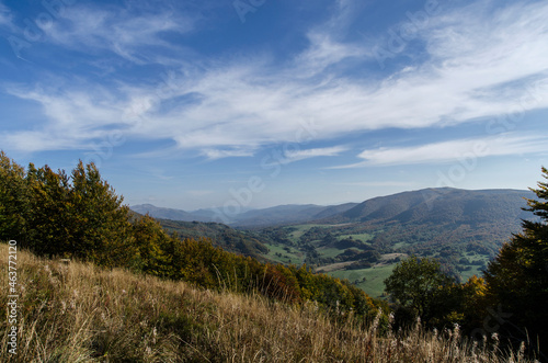 Fototapeta Naklejka Na Ścianę i Meble -  Panorama z Połoniny Wetlińskiej Bieszczady 