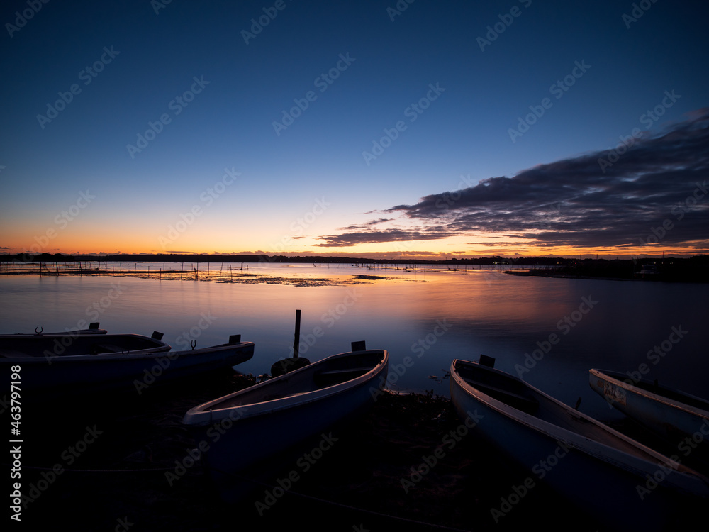 Naklejka premium 印旛沼の夜明け 10月