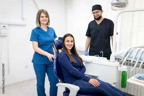 Visiting friendly and professional dentist  high quality photo 