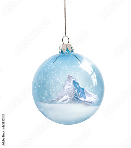 Schöne Weihnachtskugel aus Glas mit Matterhorn