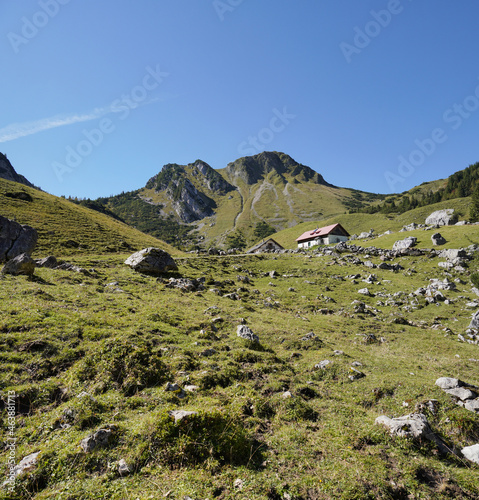 Wanderung auf den Hochmiesing: An der Großtiefental-Alm photo