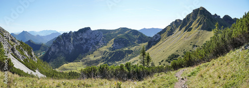 Panorama auf einer Wanderung auf den Hochmiesing (mit Rotwand und Ruchenköpfe) photo