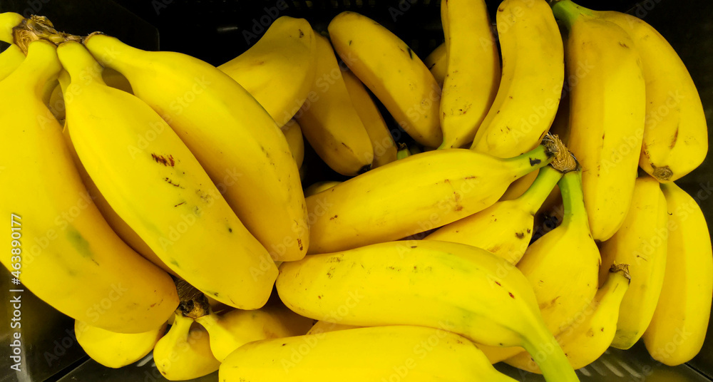 bunch of bananas platano