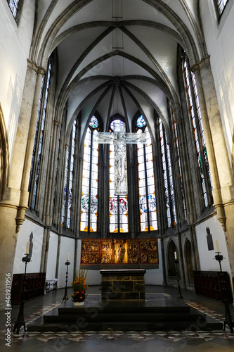 romanische Basilika Minoritenkirche Köln © etfoto