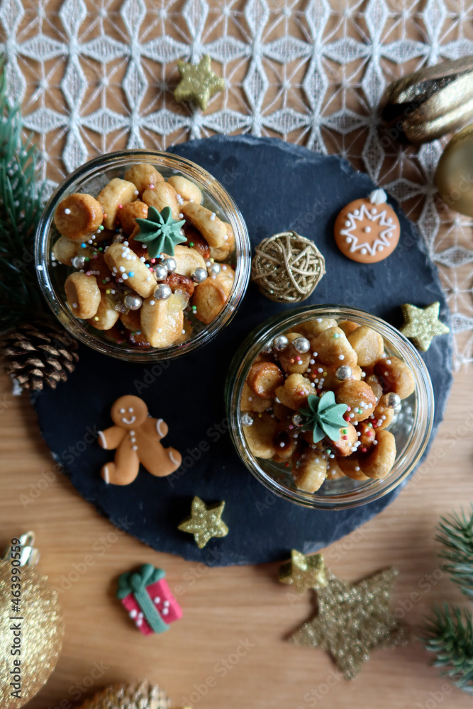 Struffoli napoletani di Natale Struffoli napoletani di Natale