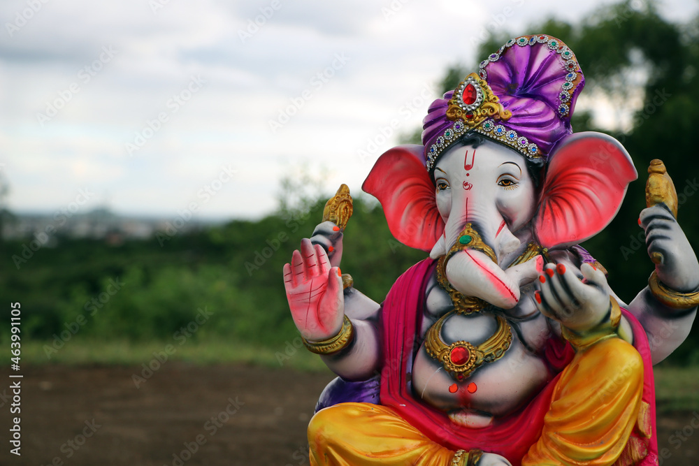 Fototapeta premium Lord Ganesha statue