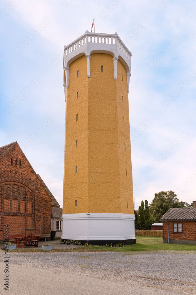 Obraz premium Water and observation tower at Gedser, Falster, Denmark