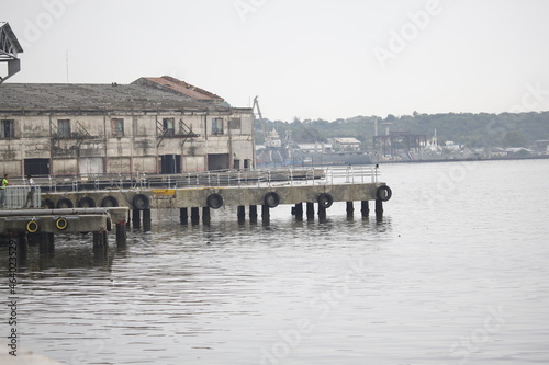 Vista de La Habana desde la bahía photo