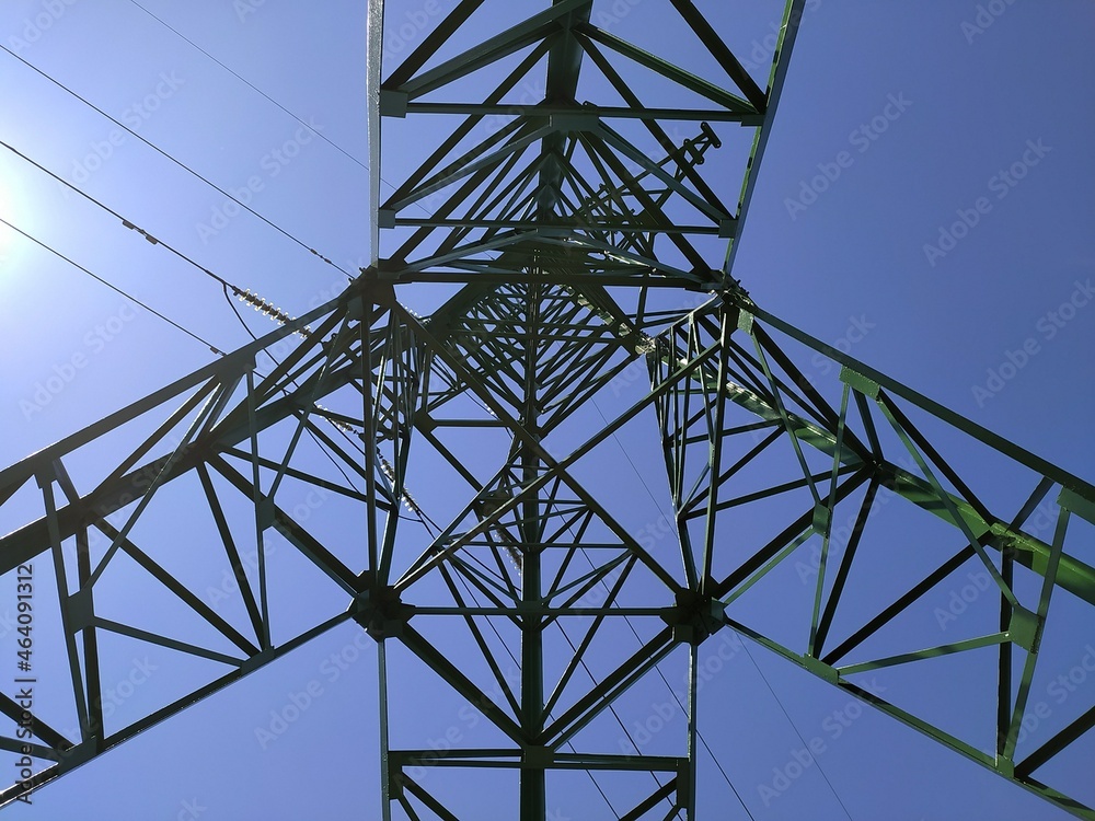 Power transmission tower