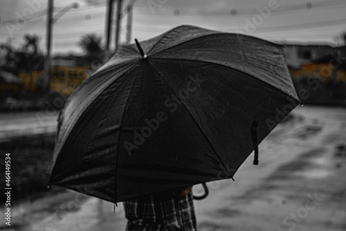 The Umbrella © Gerson