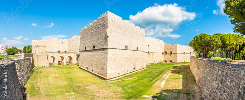 Billede på lærred Panoramic view at the Fortress in Barletta town, Italy