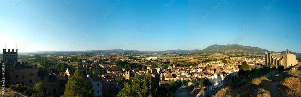 Panorámica de Montblanc desde el Castillo,  Tarragona, Cataluña