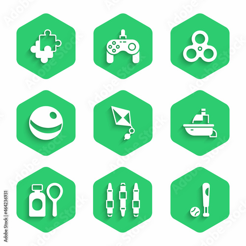 Set Kite, Marker pen, Baseball bat with ball, Toy boat, Soap bubbles bottle, Beach, Fidget spinner and Puzzle pieces toy icon. Vector