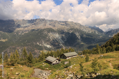 Verstecktes Wanderziel in den Bernina-Alpen, Blick vom Lagazzuolo über das Malencotal