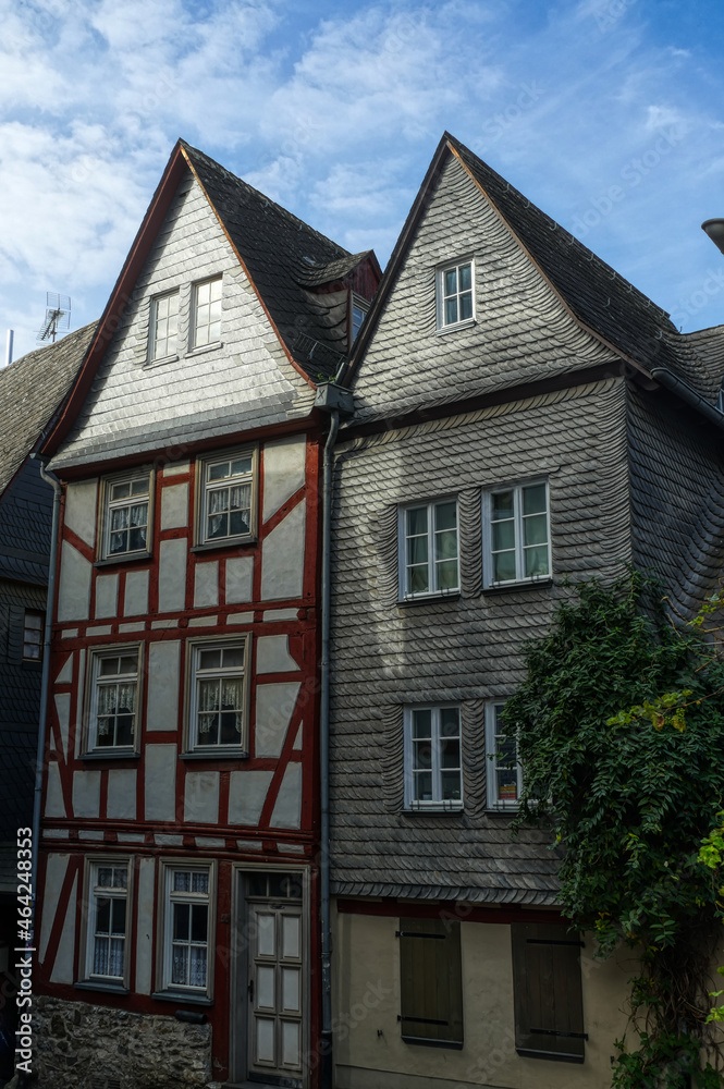 Zwei historische Häuser in der Altstadt von Limburg an der Lahn