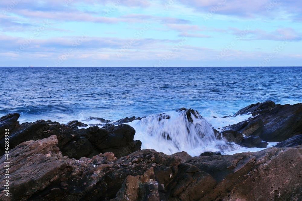 sea and waves on the rocks