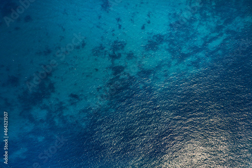 Blue sea with beautiful waves

