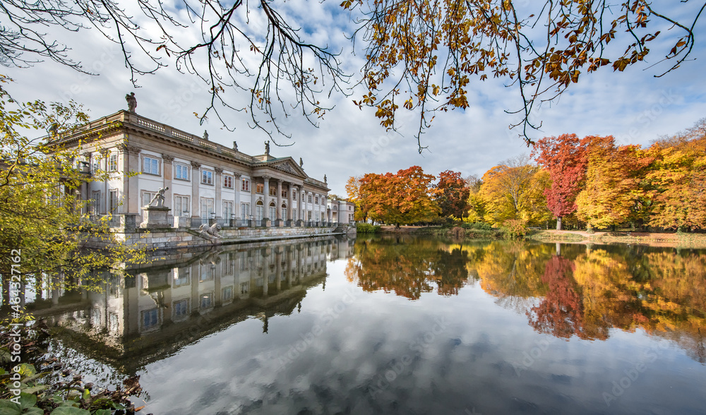 Obraz premium lazienki park
