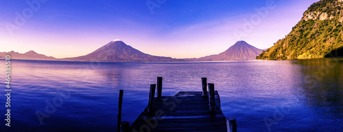 Amanecer desde el Lago Atitlán en Sololá Guatemala.  photo