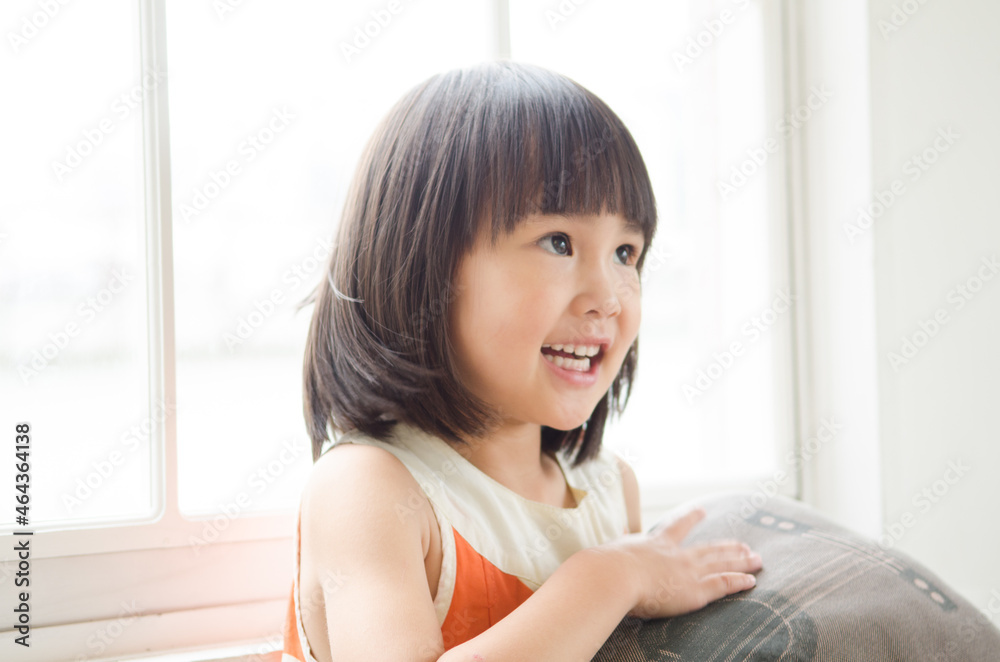 笑っている女の子 笑っている女の子