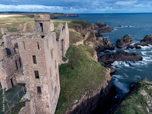 Foto Slains Castle, Scotland is linked with Dracula and with the Bram Stoker, who was
