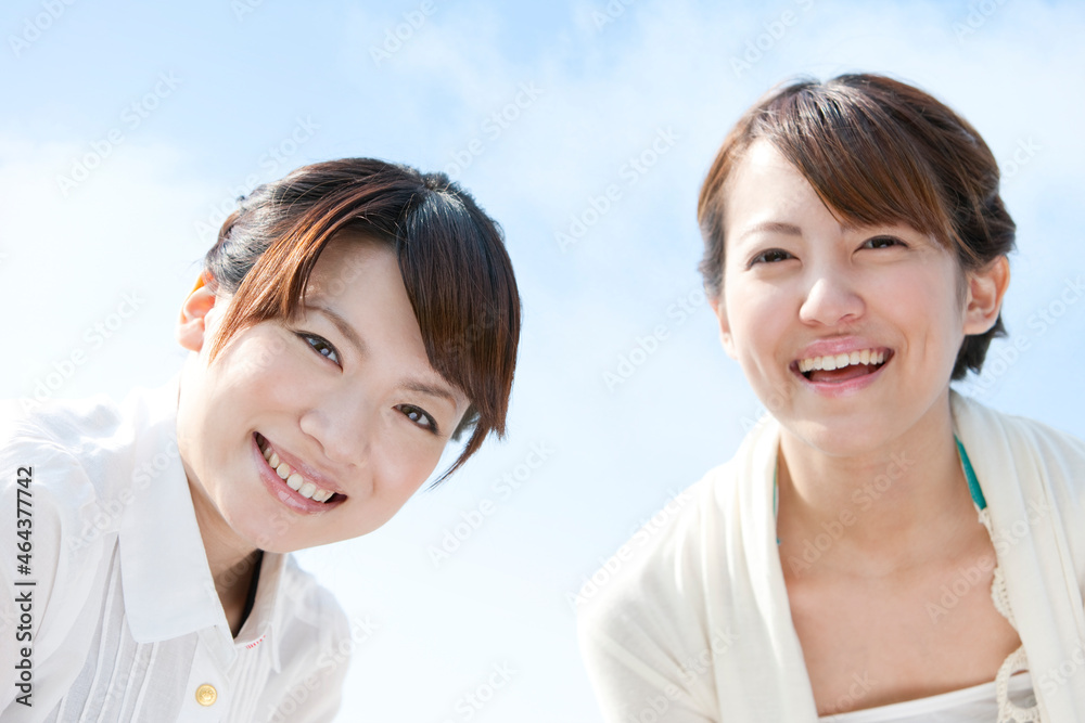笑顔の若者2人 笑顔の若者2人