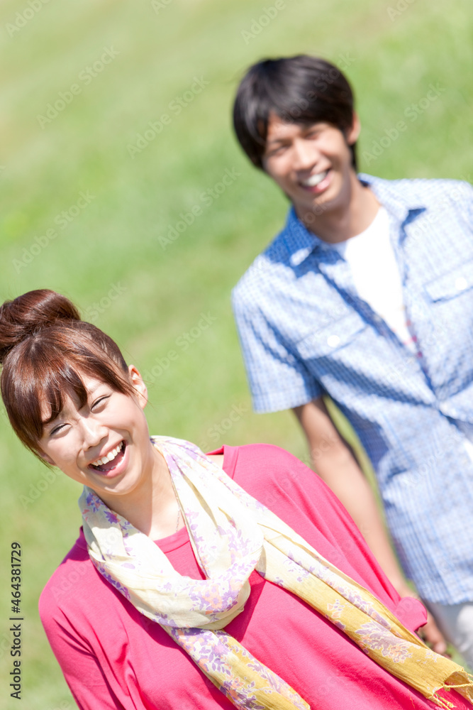 笑顔の若者2人 笑顔の若者2人