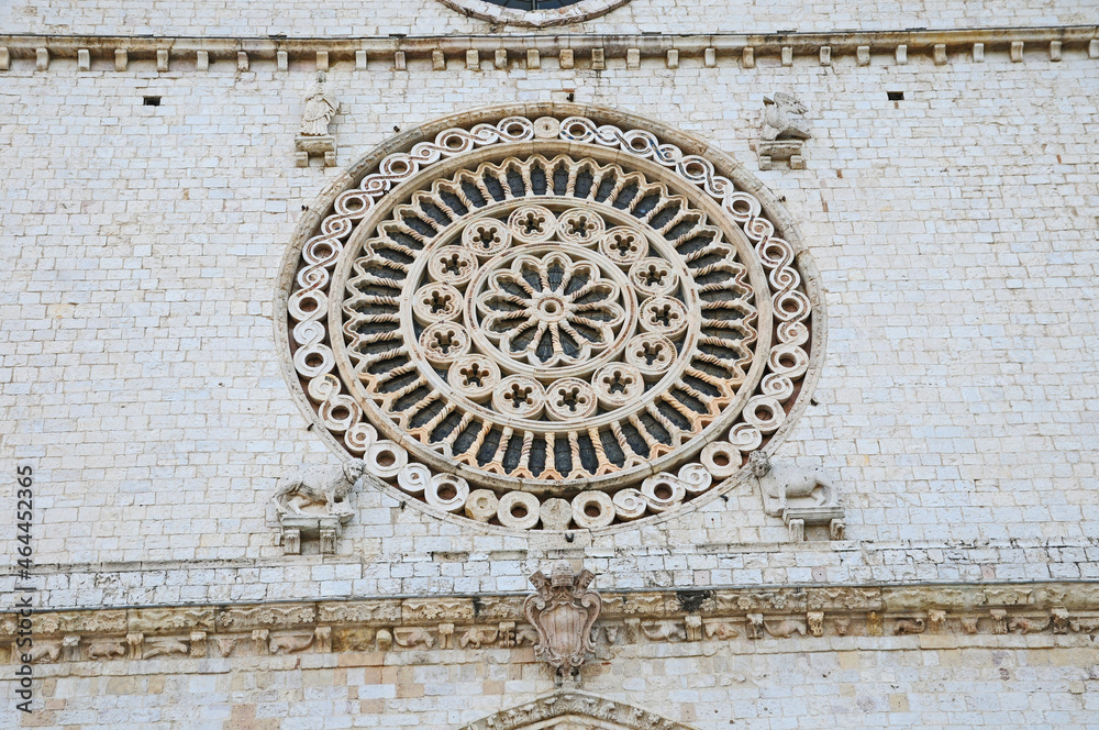 Assisi, il rosone della Basilica Superiore di San Francesco