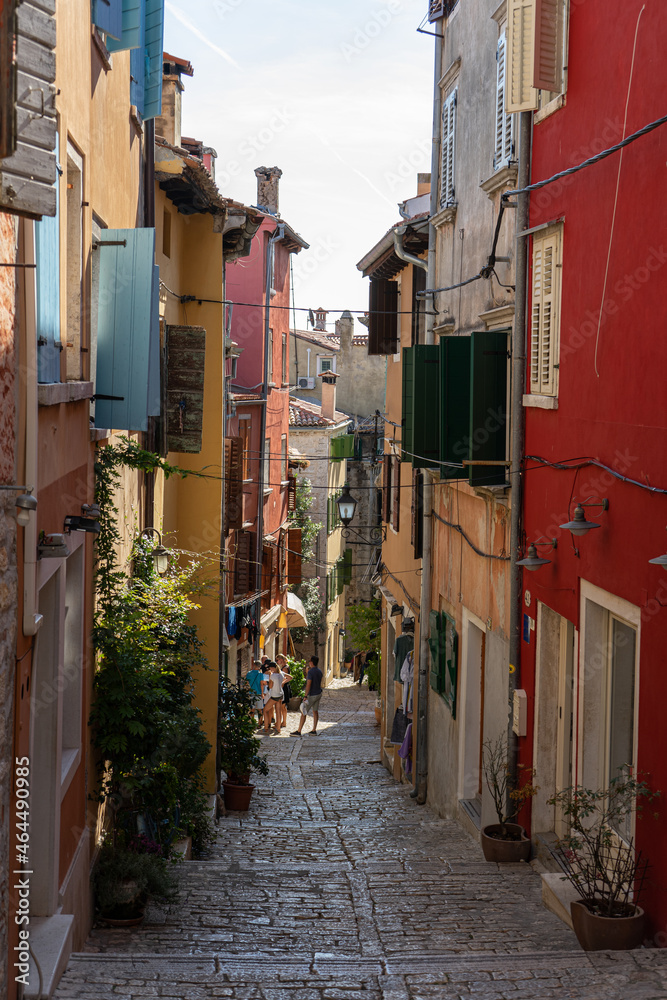 rovinj croatia narrow street