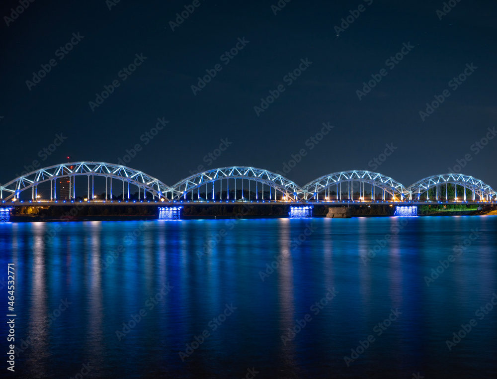 Obraz premium train railway bridge