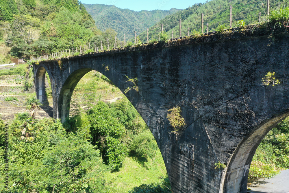 Fototapeta premium 高知県四万十町 下津井めがね橋
