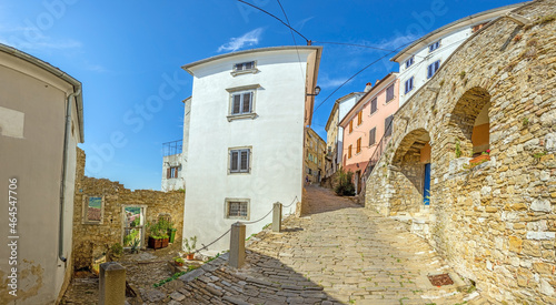Picture of the romantic cobblestone access road to the historic center of the Croatian town of Motovun © Aquarius