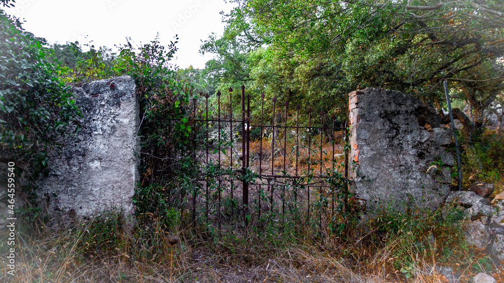 Antico cancello