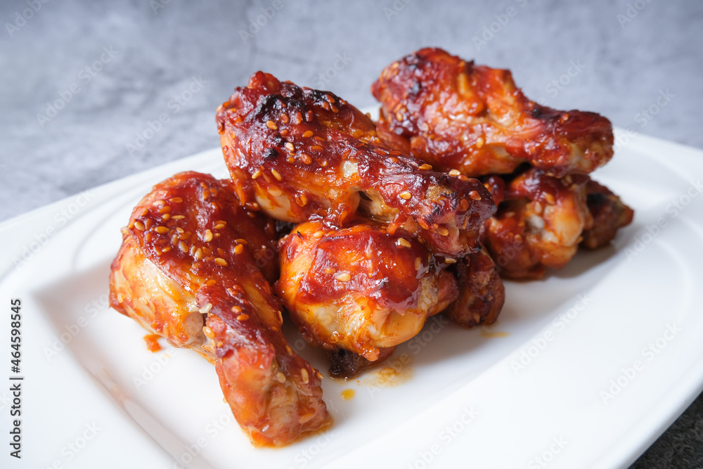 Barbecue Chicken drumsticks with sesame