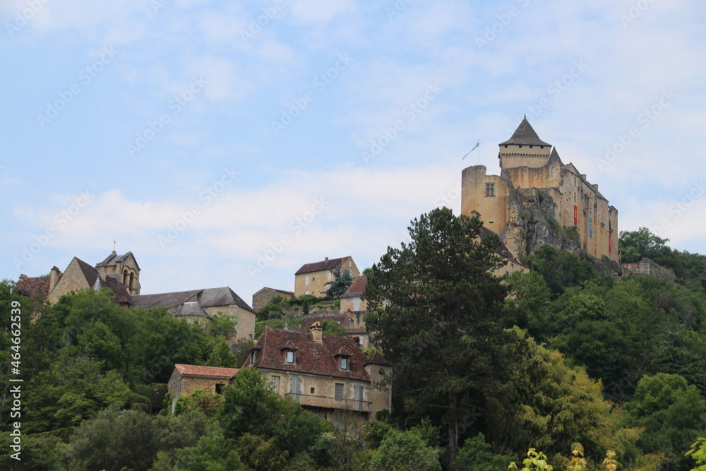 Castelnaud-la-Chapelle, Dordoña, Francia. Pueblo con castillo en Aquitania.