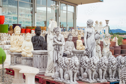 sculpture market 
