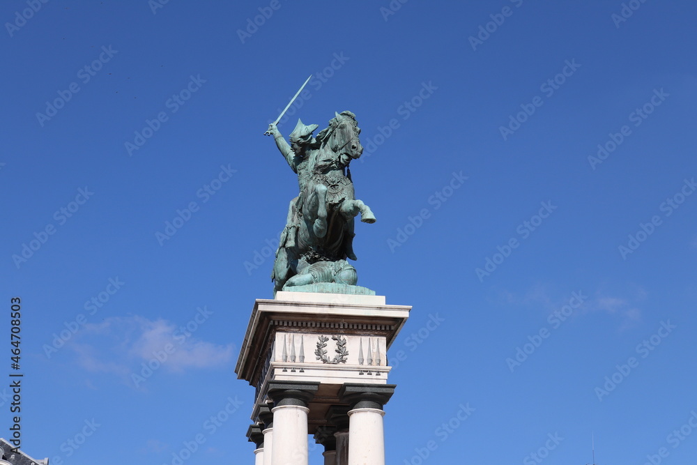 Statue de Vercingetorix sur la place de Jaude, ville de Clermont Ferrand, département du Puy de Dome, France