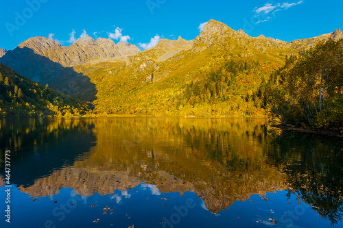 Fototapeta Naklejka Na Ścianę i Meble -  Mountain lake Kardyvach, Caucasian National Park