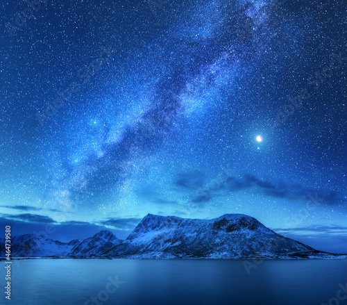 Bright Milky Way over snow ...